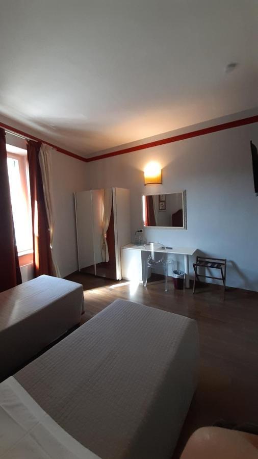 Albergo Moderno Lucca Exteriör bild