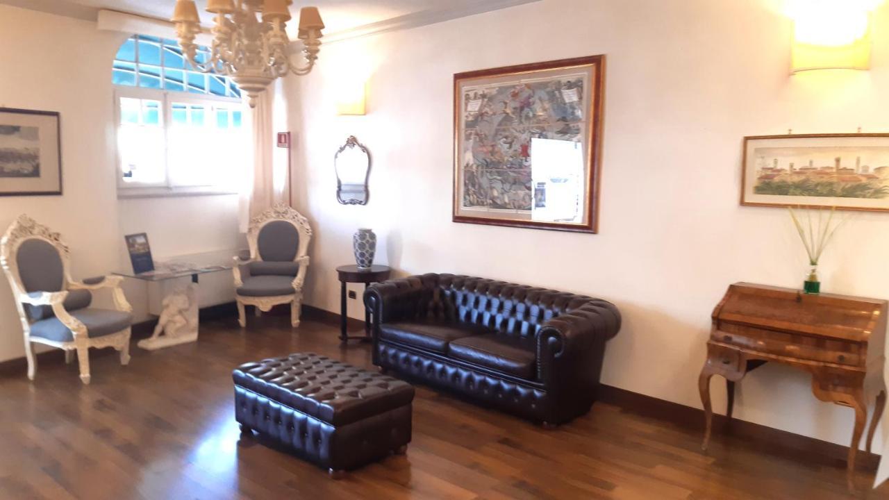 Albergo Moderno Lucca Exteriör bild