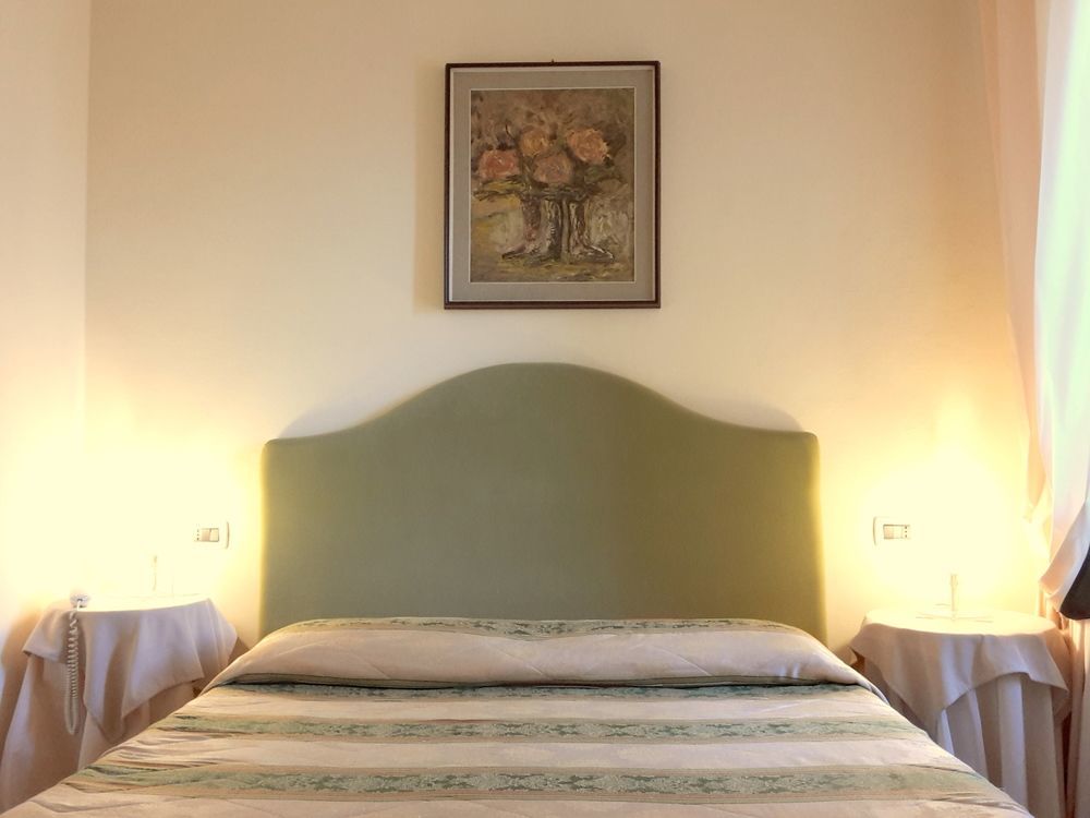 Albergo Moderno Lucca Exteriör bild