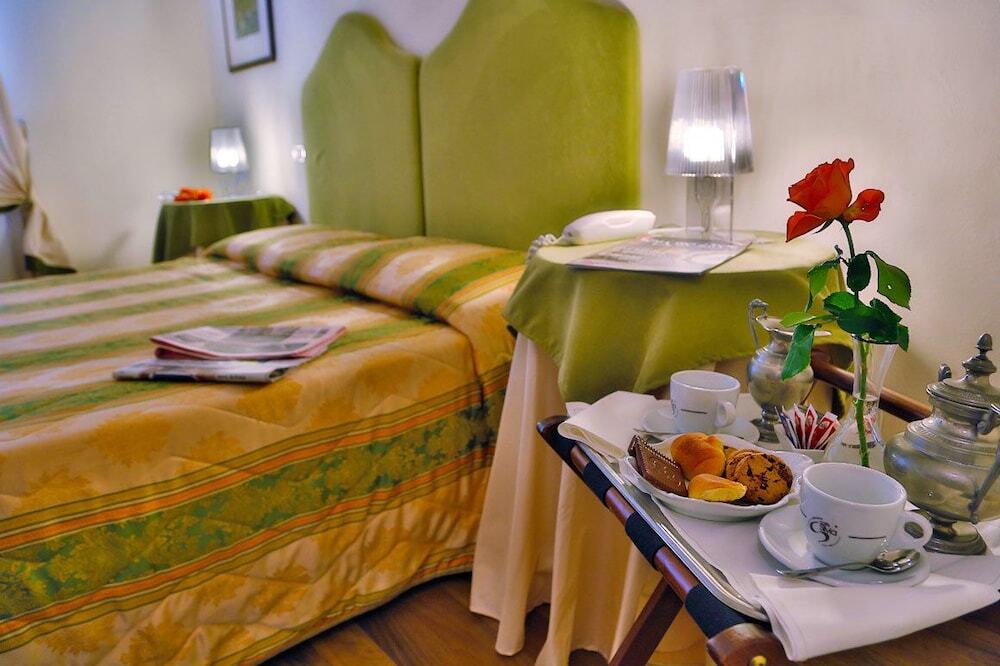 Albergo Moderno Lucca Exteriör bild